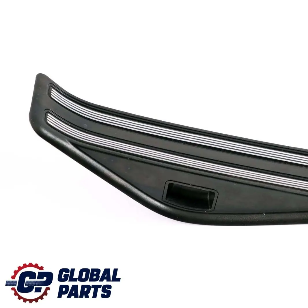 posteriore destro ingresso porta davanzale striscia trim per BMW E46 M Sport con numero di parte 8219188 BMW E46 M Sport posteriore destro ingresso porta davanzale striscia trim - SKU 7891988 - Numero di parte 8219188