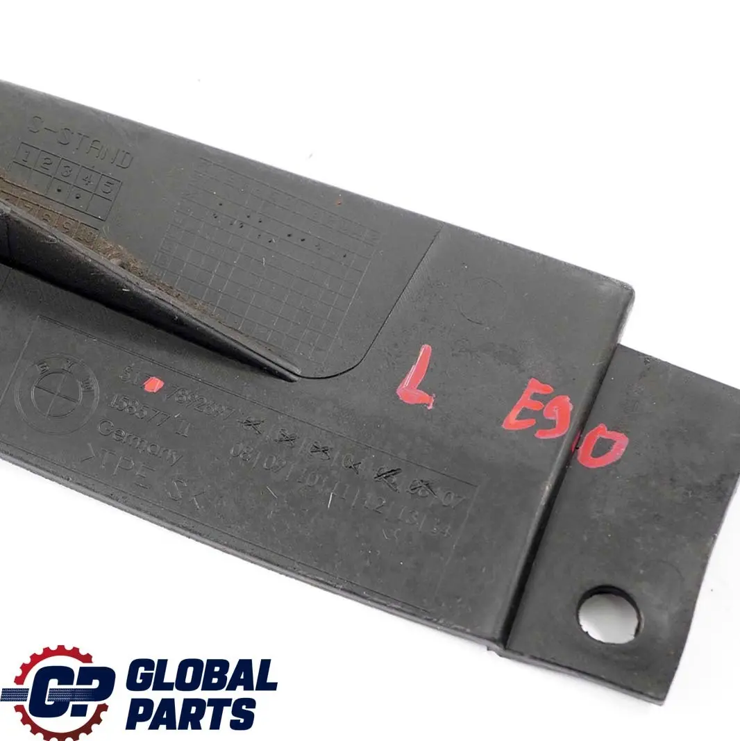 Staulippe a Gauche Passage de Roue Arriere pour BMW 3 E90 E91 LCI à propos du numéro de pièce 7892697 BMW 3 E90 E91 LCI Staulippe a Gauche Passage de Roue Arriere - SKU 7892697 - Numéro de pièce 7892697