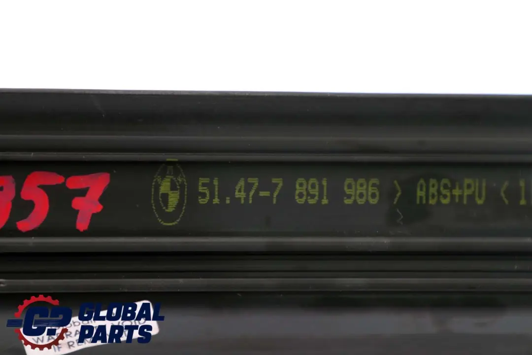 Limusine M Sport Blende Einstieg Vorne Set für BMW 3 er E46 mit Teilenummer 7894857 BMW 3 er E46 Limusine M Sport Blende Einstieg Vorne Set - SKU 7894857 - Teilenummer 7894857