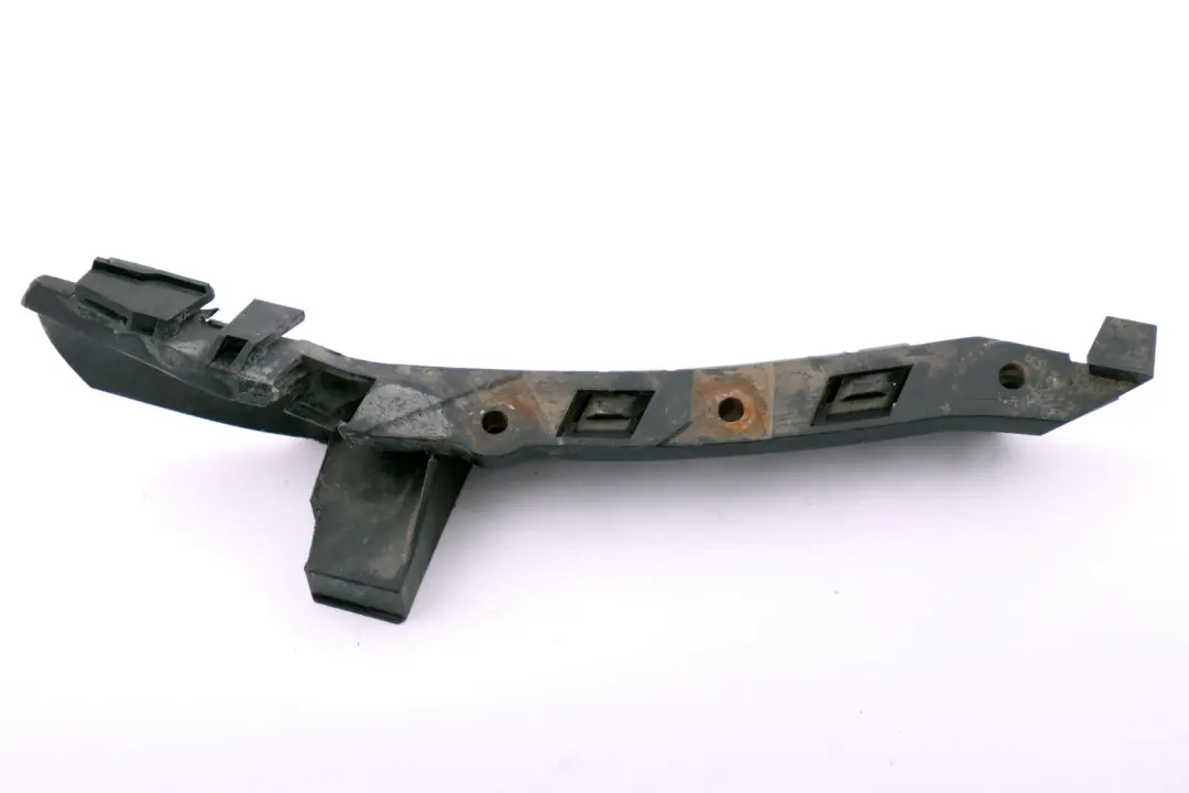 Front Right O/S Side Panel Support Trim to BMW 5 Series E60 E61 LCI M5 with Part number 7895736 BMW 5 Series E60 E61 LCI M5 Front Right O/S Side Panel Support Trim - SKU 7895736 - Part number 7895736