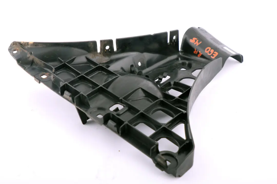 Bumper Mount Bracket Rear Right O/S to BMW 5 Series E60 M5 with Part number 7895752 BMW 5 Series E60 M5 Bumper Mount Bracket Rear Right O/S - SKU 7895752 - Part number 7895752