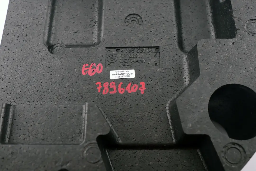 Upper Insertion Shell Luggage Compartment Trunk Lid to BMW 5 Series E60 M5 with Part number 7896107 BMW 5 Series E60 M5 Upper Insertion Shell Luggage Compartment Trunk Lid - SKU 7896107 - Part number 7896107