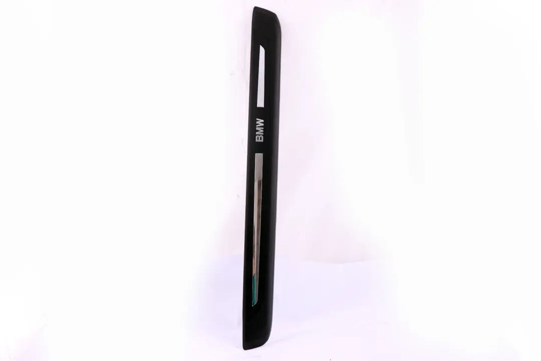 Tapa de umbral de puerta Izquierda Individual para BMW E63 E64 con número de pieza 7896635 BMW E63 E64 Tapa de umbral de puerta Izquierda Individual - SKU 7896635 - Número de pieza 7896635