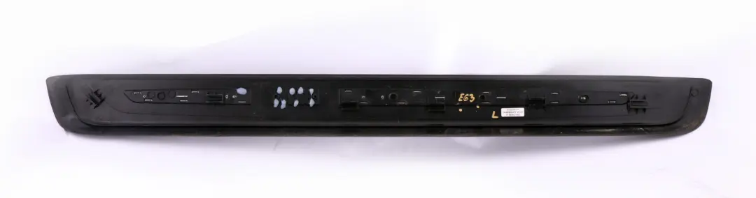 Tapa de umbral de puerta Izquierda Individual para BMW E63 E64 con número de pieza 7896635 BMW E63 E64 Tapa de umbral de puerta Izquierda Individual - SKU 7896635 - Número de pieza 7896635