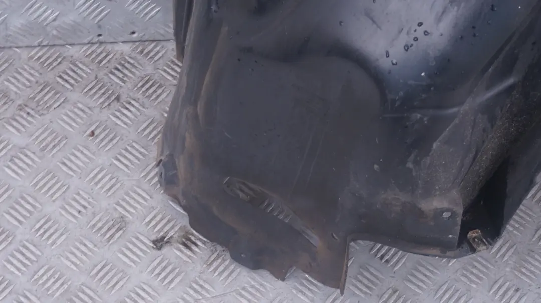 Front Right O/S Cover Wheel Arch Housing Trim to BMW 5 Series E60 E61N M5 with Part number 7896840 BMW 5 Series E60 E61N M5 Front Right O/S Cover Wheel Arch Housing Trim - SKU 7896840 - Part number 7896840