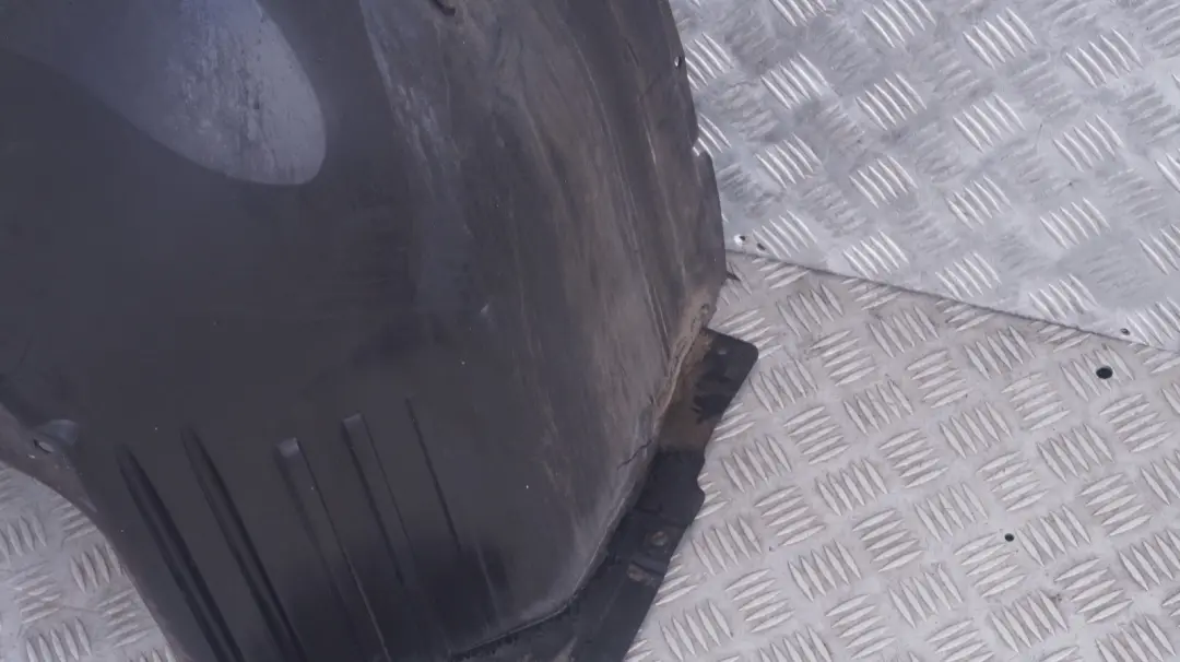 Front Right O/S Cover Wheel Arch Housing Trim to BMW 5 Series E60 E61N M5 with Part number 7896840 BMW 5 Series E60 E61N M5 Front Right O/S Cover Wheel Arch Housing Trim - SKU 7896840 - Part number 7896840