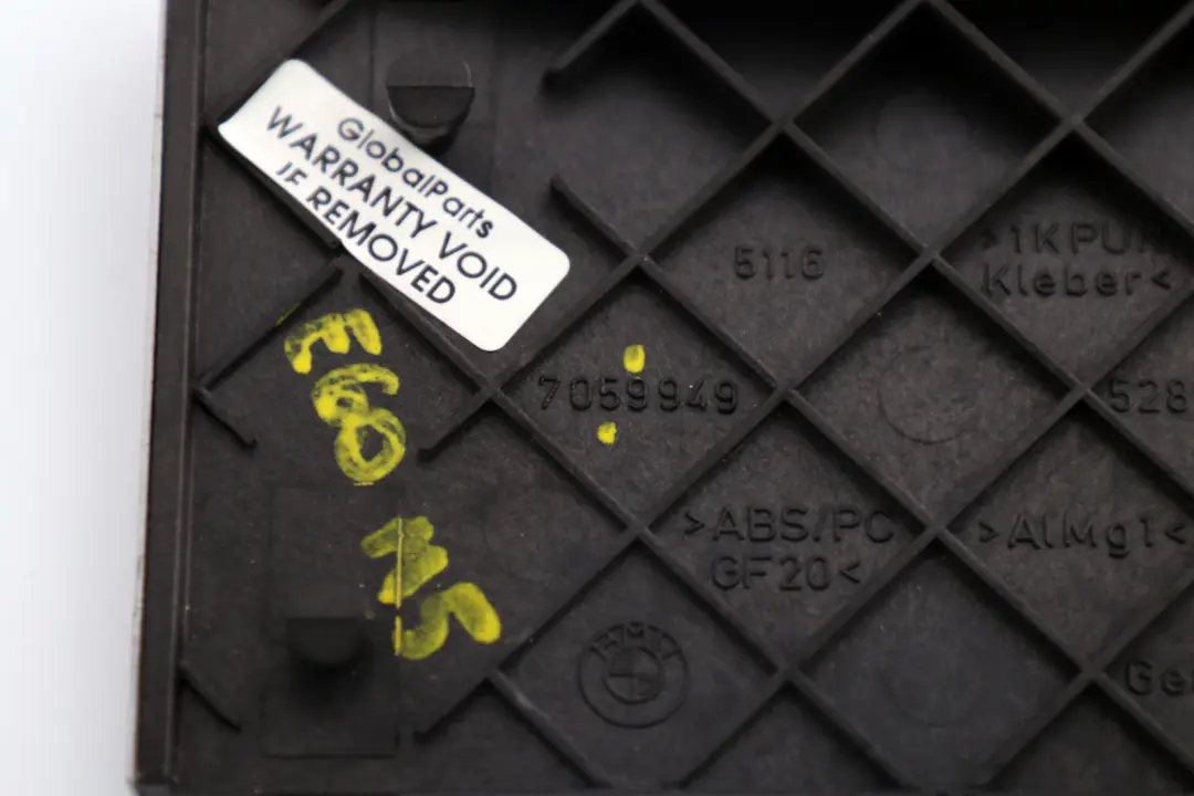 Decor Panel For Ashtray Aluminium Alu Shadow to BMW 5 Series E60 M5 with Part number 7059949 BMW 5 Series E60 M5 Decor Panel For Ashtray Aluminium Alu Shadow - SKU 7896936 - Part number 7059949