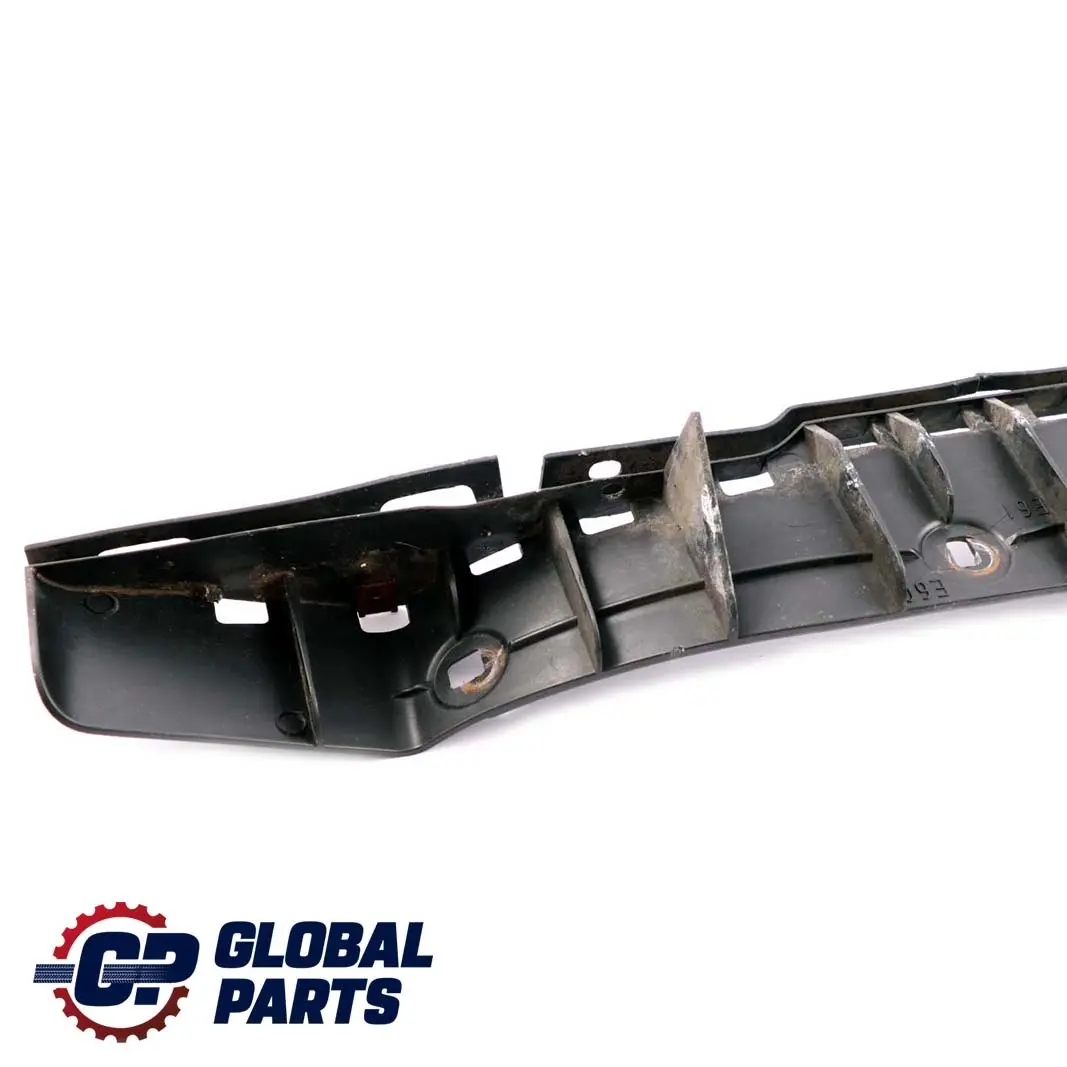 Moldura de guía central inferior parachoques deportivo para BMW E60 E61 LCI con número de pieza 7897144 BMW E60 E61 LCI Moldura de guía central inferior parachoques deportivo - SKU 7897144 - Número de pieza 7897144