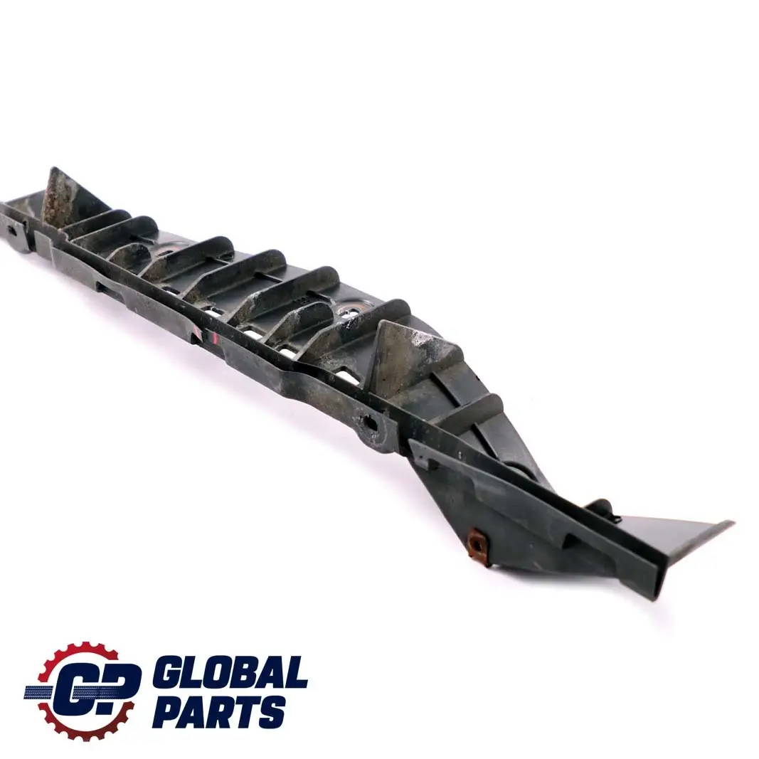 BMW E60 E61 LCI Moldura de guía central inferior parachoques deportivo - SKU 7897144 - Número de pieza 7897144