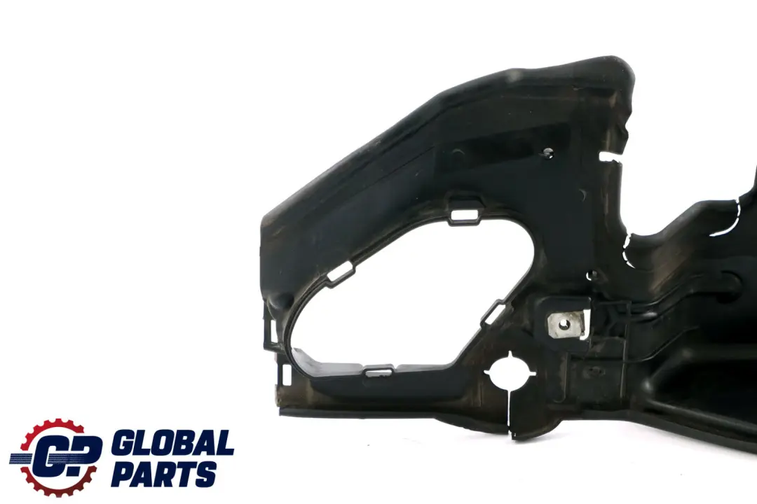 Couvercle de Conduit d'Air Avant Droit M Sport pour BMW E60 E61 LCI à propos du numéro de pièce 8036576 BMW E60 E61 LCI Couvercle de Conduit d'Air Avant Droit M Sport - SKU 7897176 - Numéro de pièce 8036576