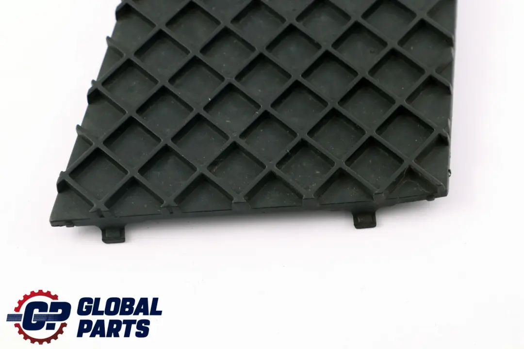 Parachoques Delantero Rejilla Cerrada Izquierda M Sport para BMW E60 E61 con número de pieza 7897186 BMW E60 E61 Parachoques Delantero Rejilla Cerrada Izquierda M Sport - SKU 7897186 - Número de pieza 7897186