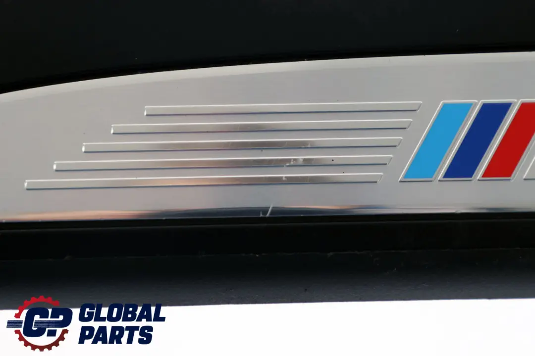 Listwa Progowa Lewy Tył do BMW E60 E61 M Sport o numerze 7897245 BMW E60 E61 M Sport Listwa Progowa Lewy Tył - SKU 7897245 - Numer Części 7897245