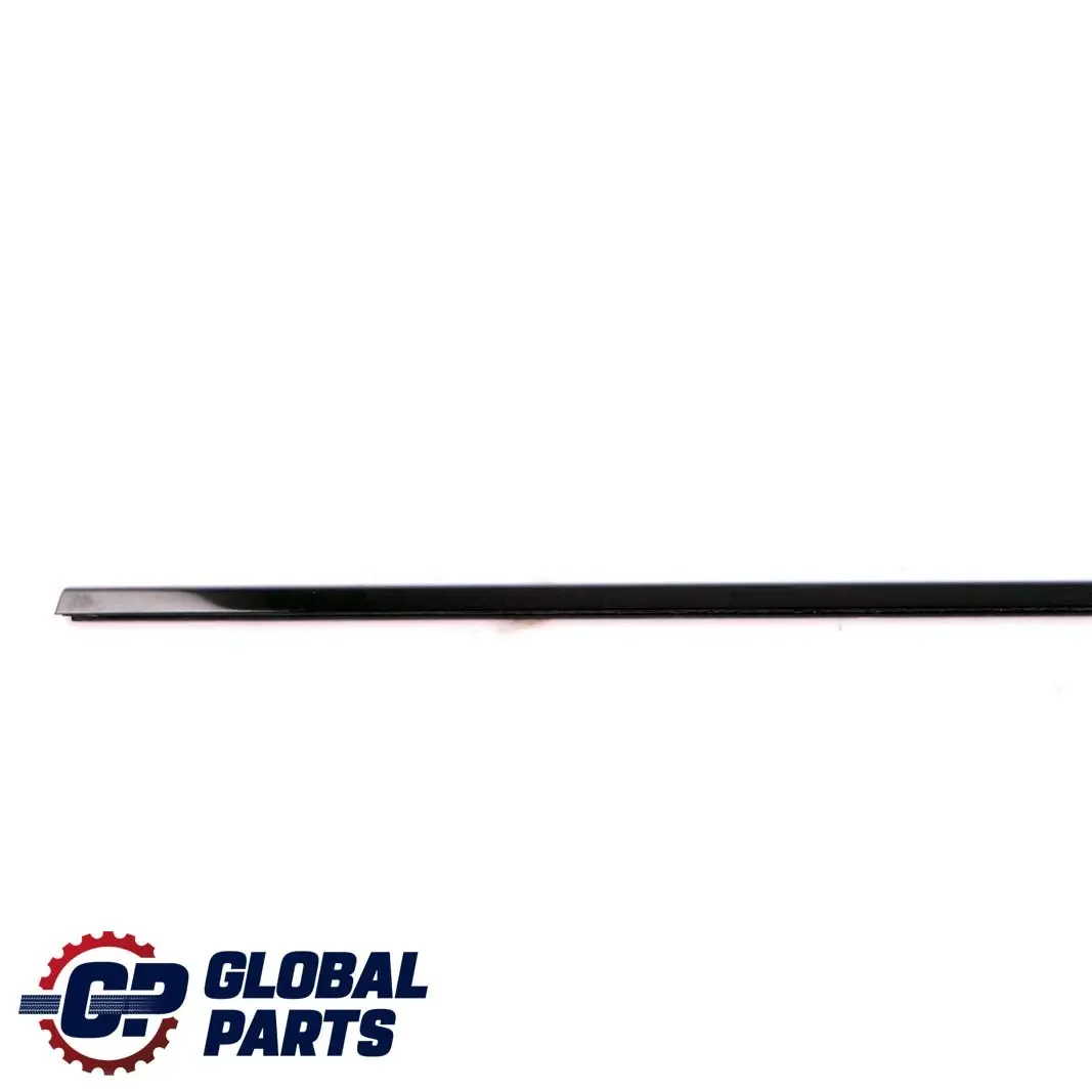 Outer Weatherstrip Rear Left Door N/S High Gloss to BMW 5 Series E61 LCI with Part number 7897279 BMW 5 Series E61 LCI Outer Weatherstrip Rear Left Door N/S High Gloss - SKU 7897279 - Part number 7897279