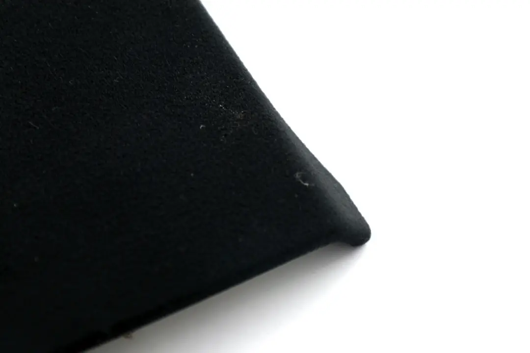 Osłona Obudowa Zaślepka Podsufitki 52107010 do BMW E60 E60N LCI o numerze 7897527 BMW E60 E60N LCI Osłona Obudowa Zaślepka Podsufitki 52107010 - SKU 7897527 - Numer Części 7897527