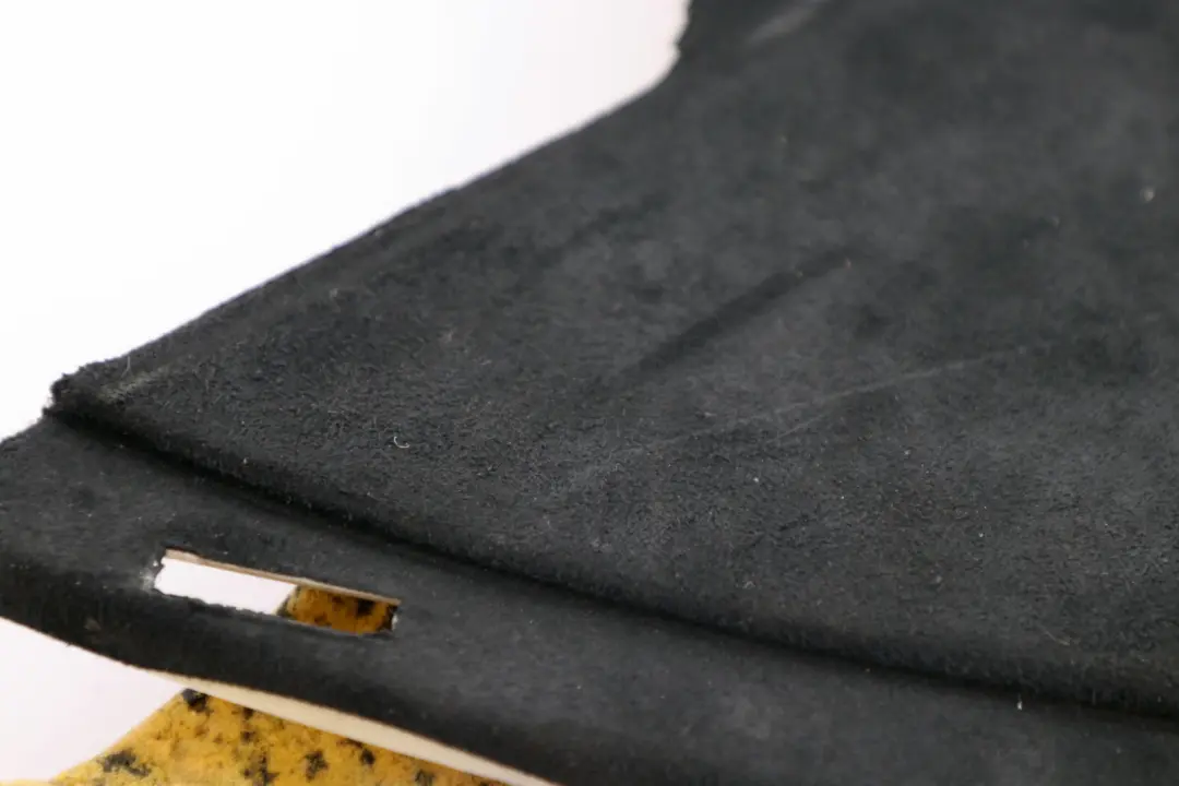 Verkleidung C-Säule vorne rechts Anthrazit Alcantara für BMW 5 er E60 LCI mit Teilenummer 7027092 BMW 5 er E60 LCI Verkleidung C-Säule vorne rechts Anthrazit Alcantara - SKU 7897596 - Teilenummer 7027092