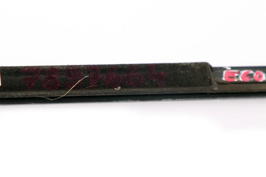 Chiusino Esterno Porta Davanti Destra Nero Lucido per BMW E60 E61 con numero di parte 7897664 BMW E60 E61 Chiusino Esterno Porta Davanti Destra Nero Lucido - SKU 7897664 - Numero di parte 7897664