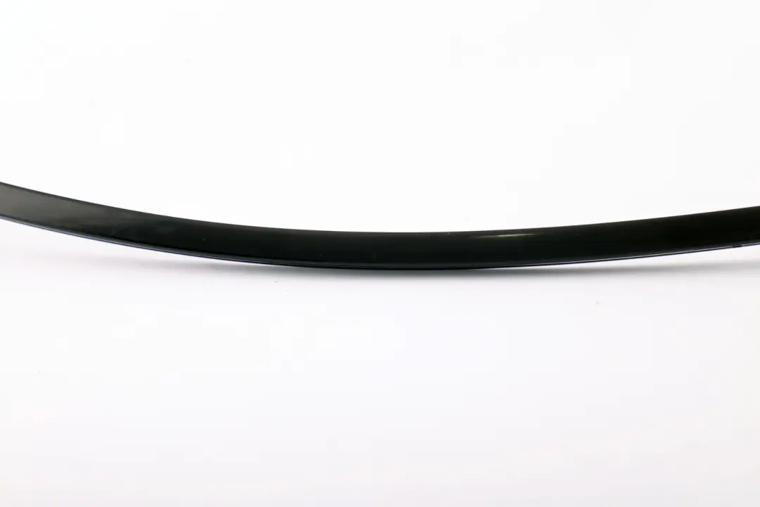 Front Right Trim Window Frame Top Door Glanzschwarz to BMW 5 Series E60 E61 LCI with Part number 7897668 BMW 5 Series E60 E61 LCI Front Right Trim Window Frame Top Door Glanzschwarz - SKU 7897668 - Part number 7897668