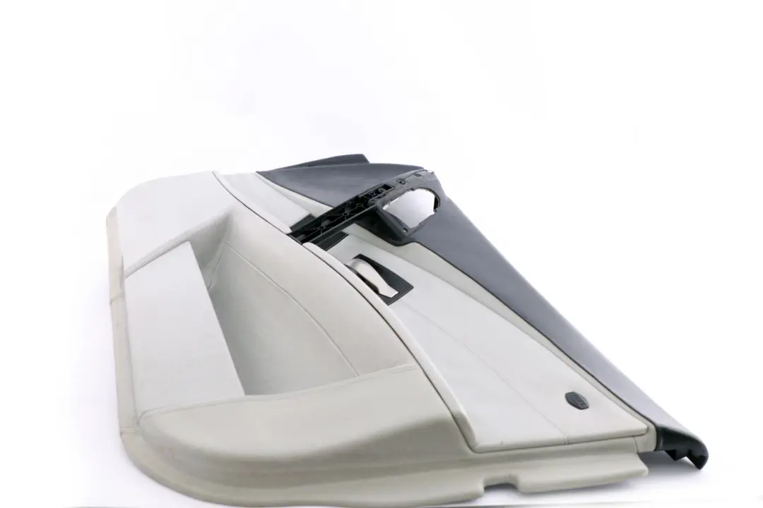 Reihe E60 M5 Türverkleidung vorn rechts SILVERSTONE 5141 für BMW 5 mit Teilenummer 7897870 BMW 5 Reihe E60 M5 Türverkleidung vorn rechts SILVERSTONE 5141 - SKU 7897870 - Teilenummer 7897870