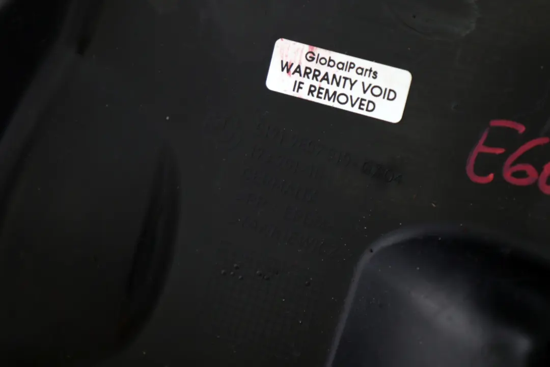 enjoliveur de passage de roue avant noir pour BMW E60 à propos du numéro de pièce 7897919 BMW E60 enjoliveur de passage de roue avant noir - SKU 7897919 - Numéro de pièce 7897919