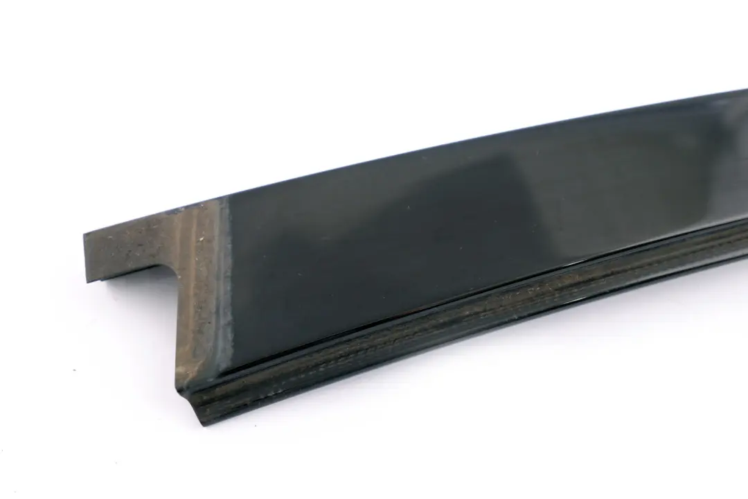 Finisher Window Frame B-Pillar Door Rear Right O/S Black High Gloss to BMW E60 E61 with Part number 7898144 BMW E60 E61 Finisher Window Frame B-Pillar Door Rear Right O/S Black High Gloss - SKU 7898144 - Part number 7898144