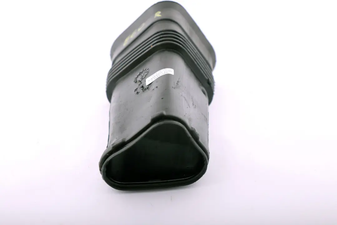 Manguera admisión aire derecho para BMW E60 M5 con número de pieza 7898244 BMW E60 M5 Manguera admisión aire derecho - SKU 7898244 - Número de pieza 7898244