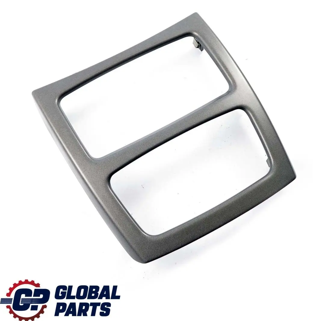 Ablagefach Fondkonsole Hinten Titan Shadow für BMW 3 er E90 E92 E93 M3 mit Teilenummer 7898825 BMW 3 er E90 E92 E93 M3 Ablagefach Fondkonsole Hinten Titan Shadow - SKU 7898825 - Teilenummer 7898825