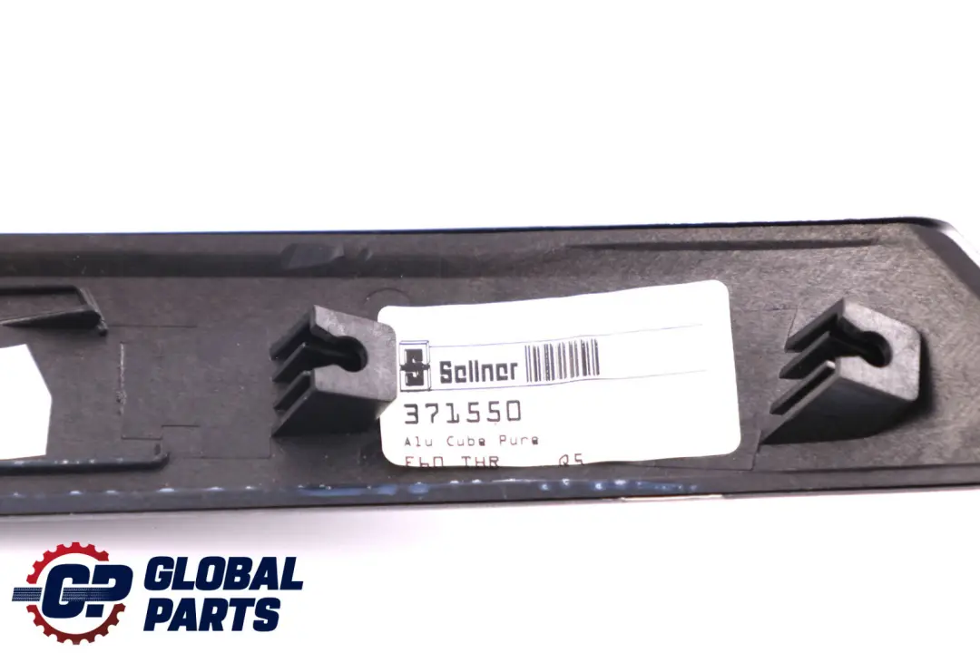 BMW E60 E61 Griff Obere Teil Trim Hinten Rechts O/S Alu Cube Pure 371550 - SKU 7899402 - Teilenummer 7899402