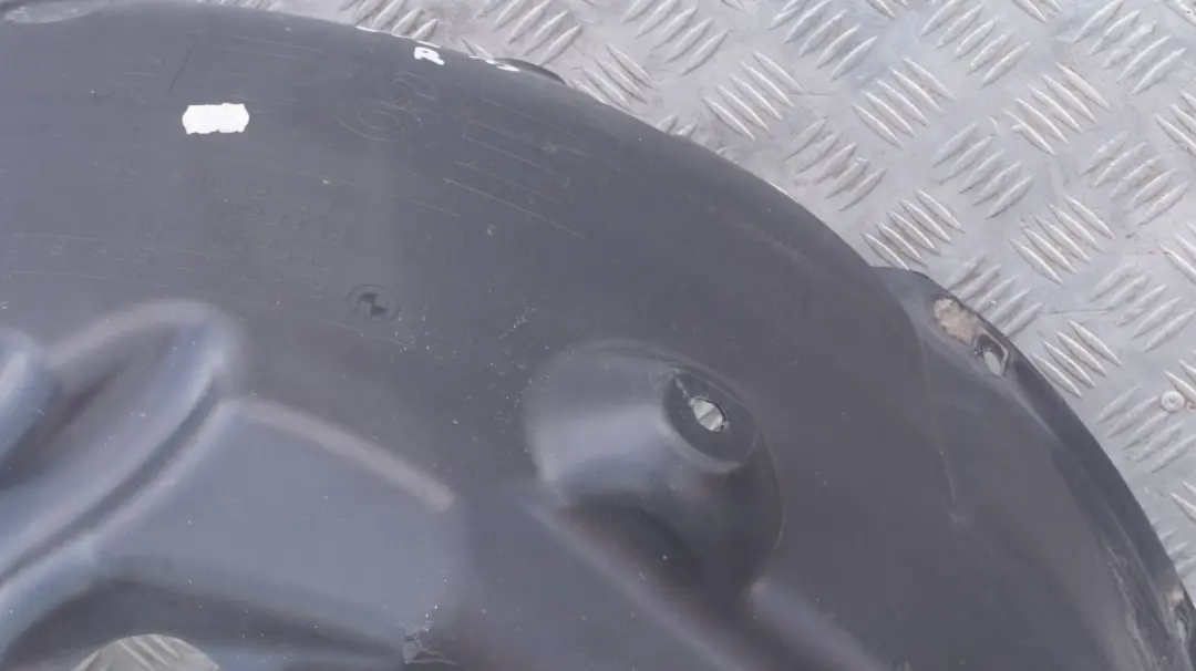 Right O/S Side Wheel Arch Housing Wheelhouse Liner to BMW 3 Series E92 M3 Rear with Part number 7899818 BMW 3 Series E92 M3 Rear Right O/S Side Wheel Arch Housing Wheelhouse Liner - SKU 7899818 - Part number 7899818