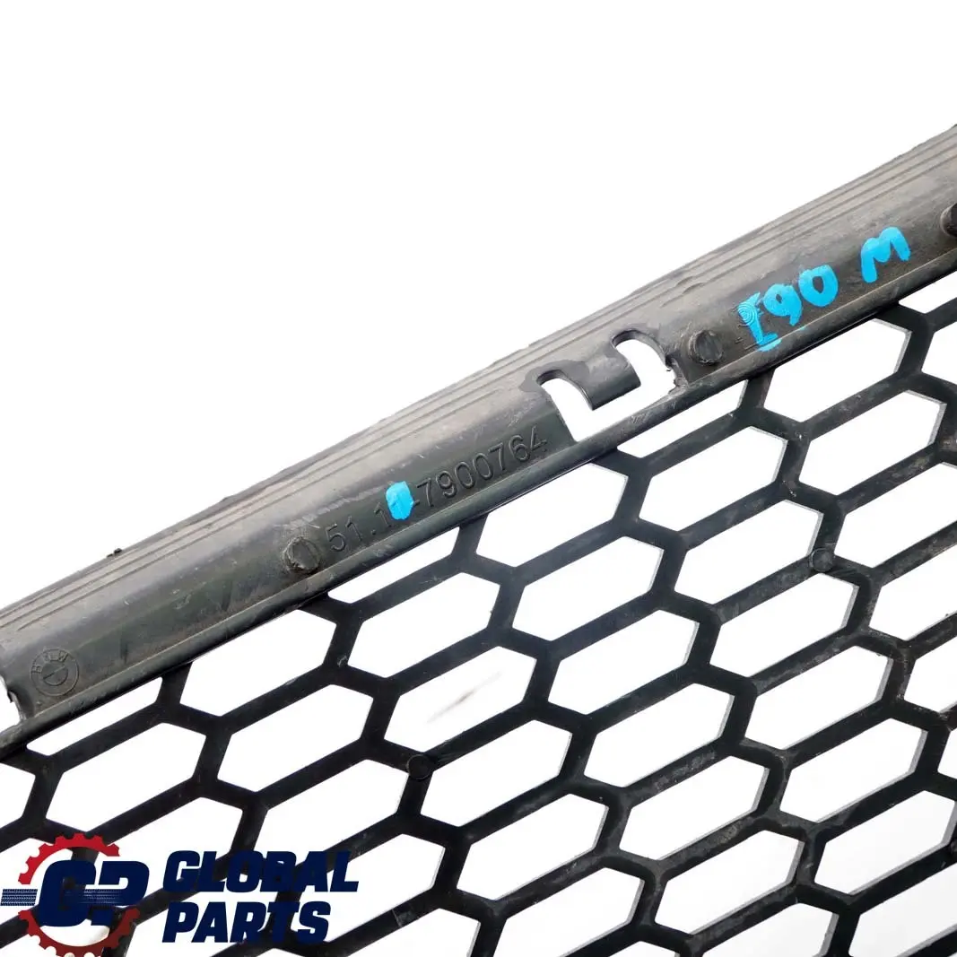 BMW 3 E90 E92 E93 M3 Choc-Receveur Avant Grille Centre Revetement - SKU 7900764 - Numéro de pièce 7900764