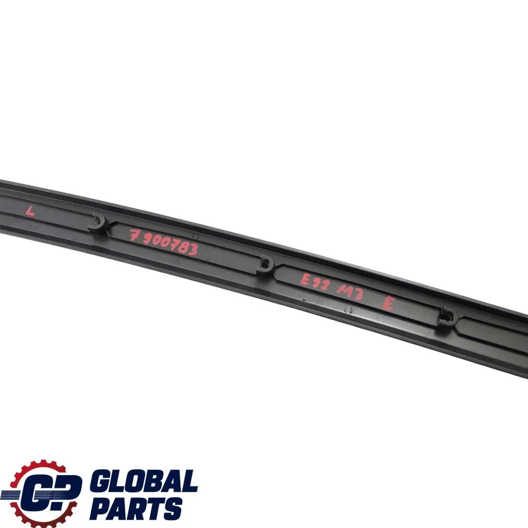 Lastra Decorativa Barra Porte SX Titan Shadow per BMW E92 E93 M3 con numero di parte 7900783 BMW E92 E93 M3 Lastra Decorativa Barra Porte SX Titan Shadow - SKU 7900783 - Numero di parte 7900783