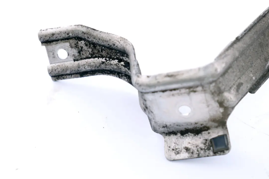 Heat Insulation Bracket Holder Mount to BMW 3 Series E90 E92 E93 LCI M3 with Part number 7900809 BMW 3 Series E90 E92 E93 LCI M3 Heat Insulation Bracket Holder Mount - SKU 7900809 - Part number 7900809