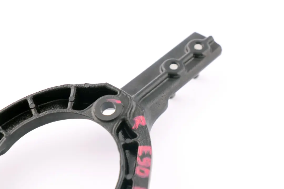 Anneau Antirapprochement Droite pour BMW E82 E90 E92 E93 M3 LCI à propos du numéro de pièce 7900822 BMW E82 E90 E92 E93 M3 LCI Anneau Antirapprochement Droite - SKU 7900822 - Numéro de pièce 7900822