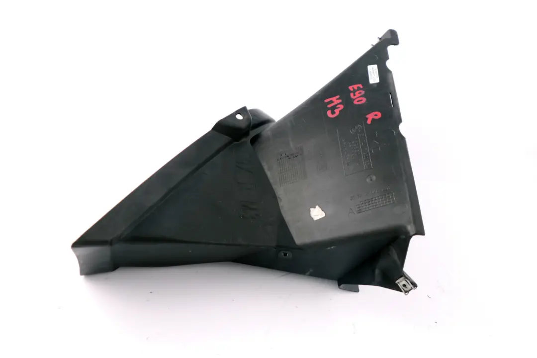 Luftführung Rechts Luftführung Vorne für BMW 3 er E90 E92 E93 LCI M3 mit Teilenummer 7900824 BMW 3 er E90 E92 E93 LCI M3 Luftführung Rechts Luftführung Vorne - SKU 7900824 - Teilenummer 7900824