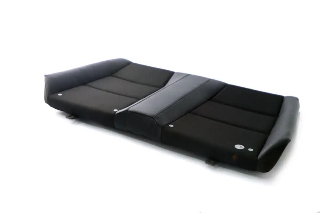 Funda Asiento Trasero Tela Respaldo Flashpoint Antracita para BMW E88 con número de pieza 7903376 BMW E88 Funda Asiento Trasero Tela Respaldo Flashpoint Antracita - SKU 7903376 - Número de pieza 7903376