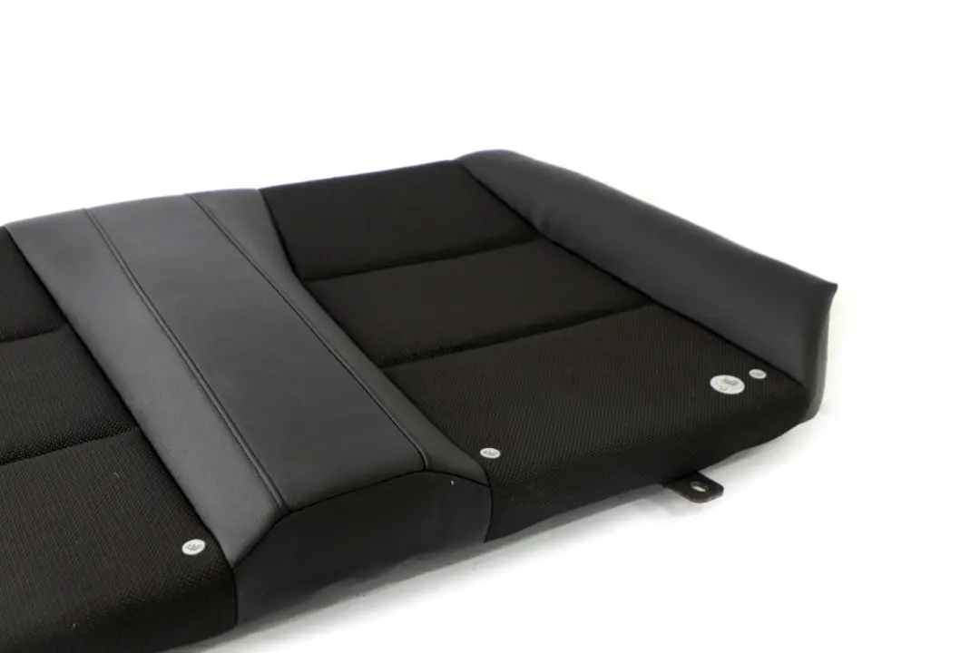 Funda Asiento Trasero Tela Respaldo Flashpoint Antracita para BMW E88 con número de pieza 7903376 BMW E88 Funda Asiento Trasero Tela Respaldo Flashpoint Antracita - SKU 7903376 - Número de pieza 7903376
