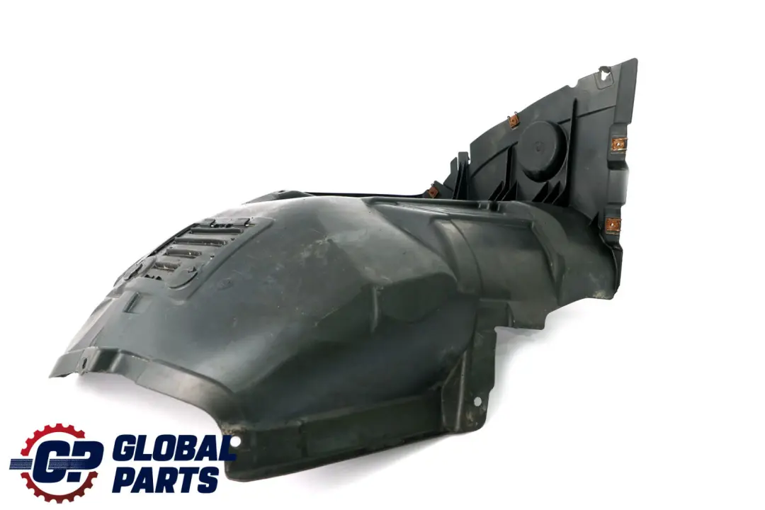 Tapa del Paso De Rueda Inferior Izquierdo para BMW E90 E91 con número de pieza 7903909 BMW E90 E91 Tapa del Paso De Rueda Inferior Izquierdo - SKU 7903909 - Número de pieza 7903909