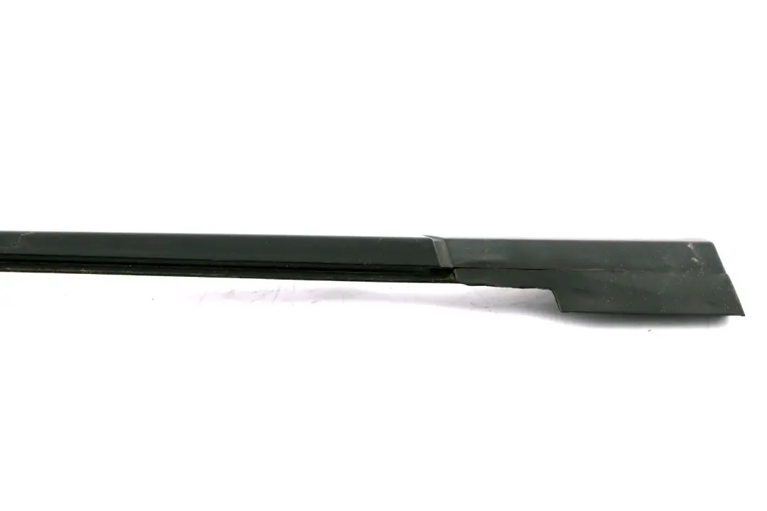 BMW E64 E64N LCI Right O/S Outer Weatherstrip Strip Trim Cover - SKU 7905424 - Part number 7905424
