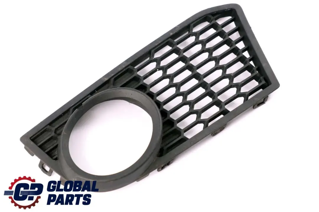 Kratka Zderzaka Lewy Przód do BMW F10 F11 M Sport o numerze 7906197 BMW F10 F11 M Sport Kratka Zderzaka Lewy Przód - SKU 7906197 - Numer Części 7906197