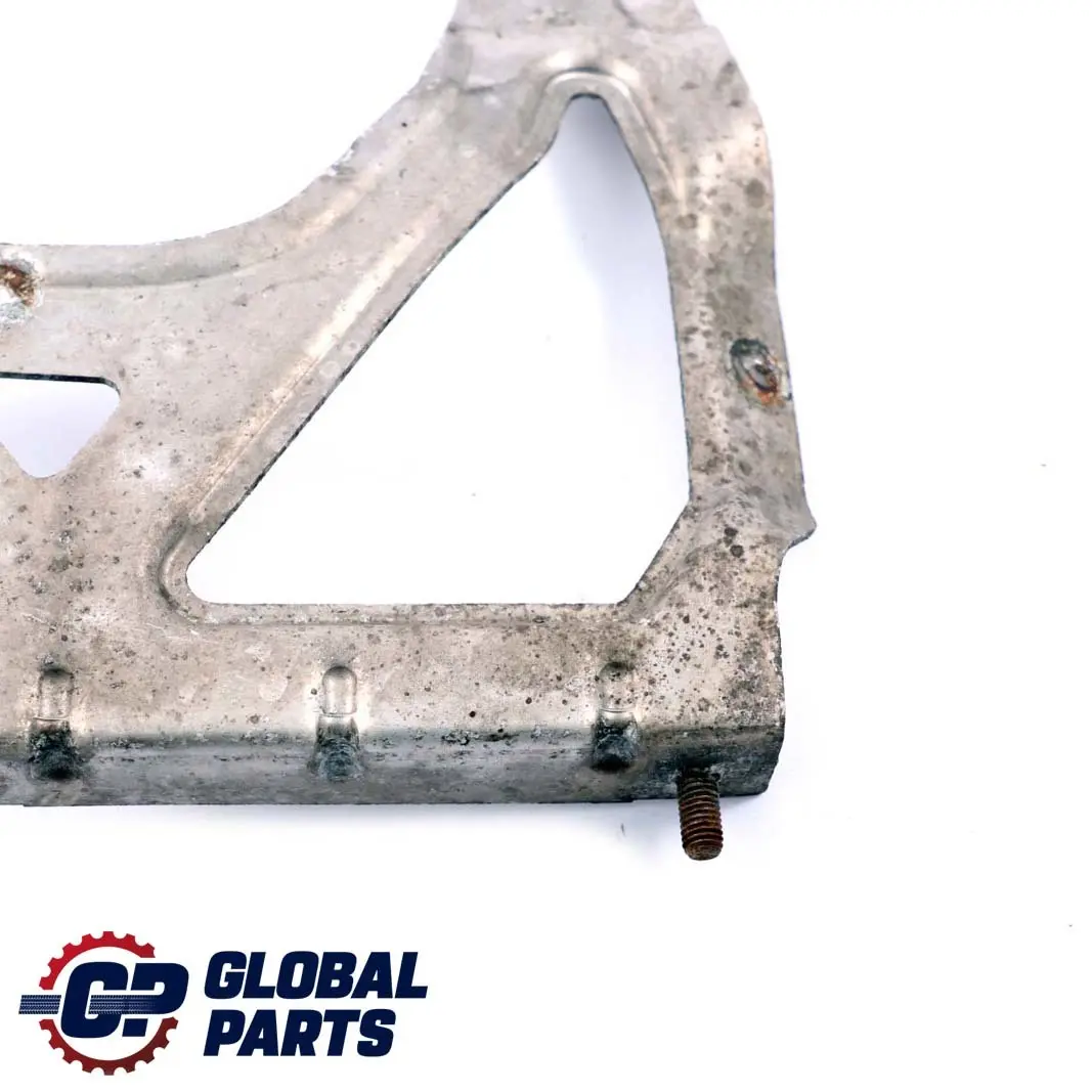 Front Bumper Right Bracket Halter Air Duct O/S to BMW 5 6 E60 M5 E63 M6 with Part number 7906474 BMW 5 6 E60 M5 E63 M6 Front Bumper Right Bracket Halter Air Duct O/S - SKU 7906474 - Part number 7906474