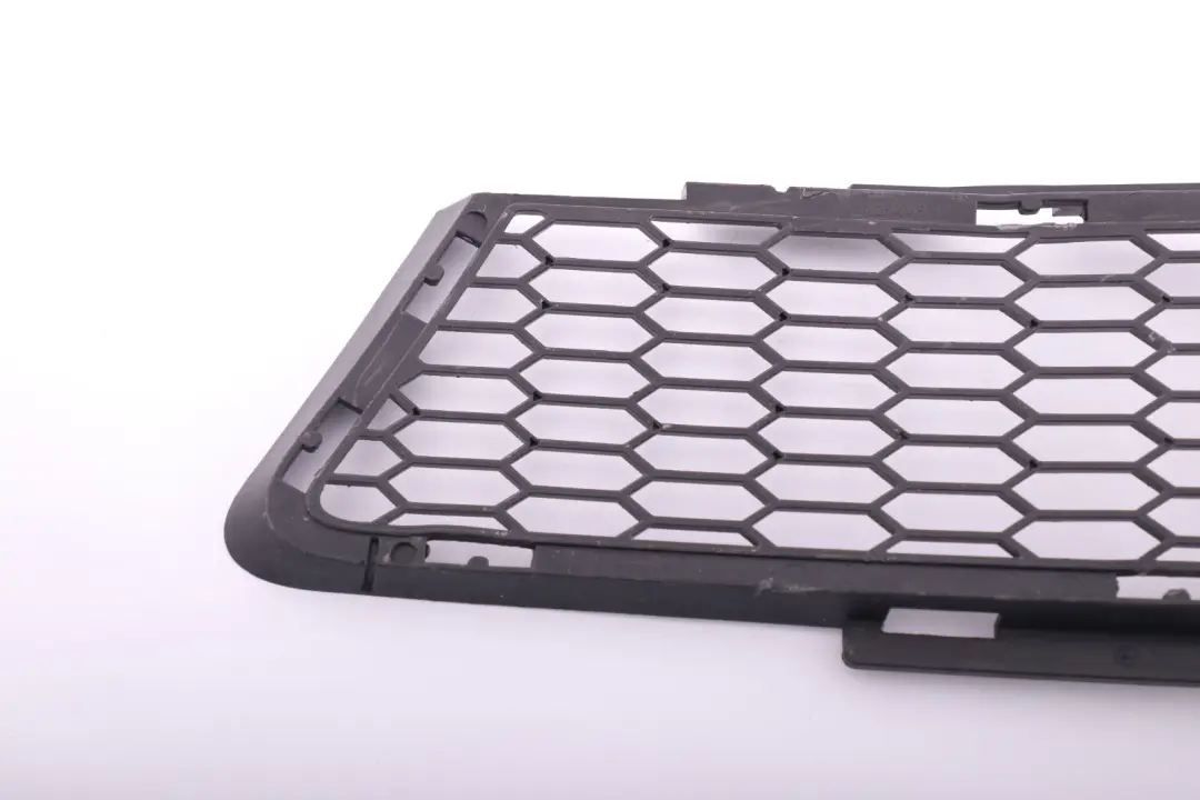 BMW E90 E91 M Sport Front Grid Lateral Bumper Grille Trim Right O/S - SKU 7906496 - Part number 7906496