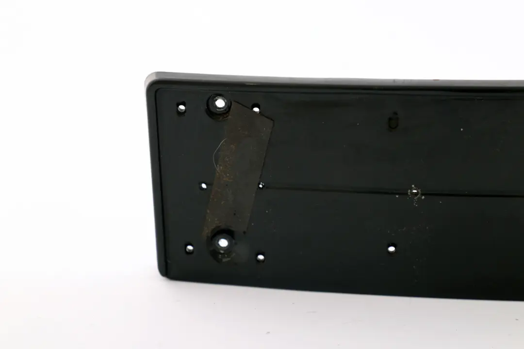 Unterlage Kennzeichen Stossfänger vorn Black Sapphire für BMW 3 er E90 E91 M Sport mit Teilenummer 7906510 BMW 3 er E90 E91 M Sport Unterlage Kennzeichen Stossfänger vorn Black Sapphire - SKU 7906510 - Teilenummer 7906510