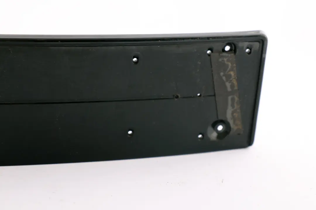 Unterlage Kennzeichen Stossfänger vorn Black Sapphire für BMW 3 er E90 E91 M Sport mit Teilenummer 7906510 BMW 3 er E90 E91 M Sport Unterlage Kennzeichen Stossfänger vorn Black Sapphire - SKU 7906510 - Teilenummer 7906510