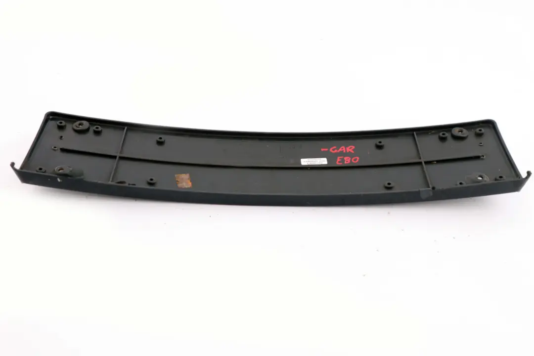 Paraurti Anteriore Portatarga Nero Carbonio per BMW E90 E91 M Sport con numero di parte 7906510 BMW E90 E91 M Sport Paraurti Anteriore Portatarga Nero Carbonio - SKU 7906510-CAR - Numero di parte 7906510