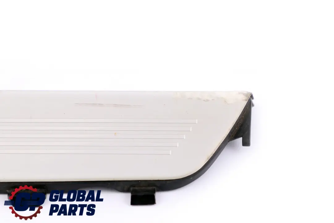 Baguette Garniture Entrée Arrière Gauche pour BMW E87 M à propos du numéro de pièce 7906819 BMW E87 M Baguette Garniture Entrée Arrière Gauche - SKU 7906819 - Numéro de pièce 7906819