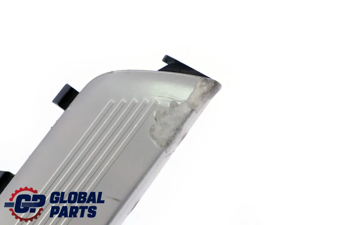 Hintere Verkleidung Einstiegsleiste Formteil Links für BMW E87 M mit Teilenummer 7906819 BMW E87 M Hintere Verkleidung Einstiegsleiste Formteil Links - SKU 7906819 - Teilenummer 7906819