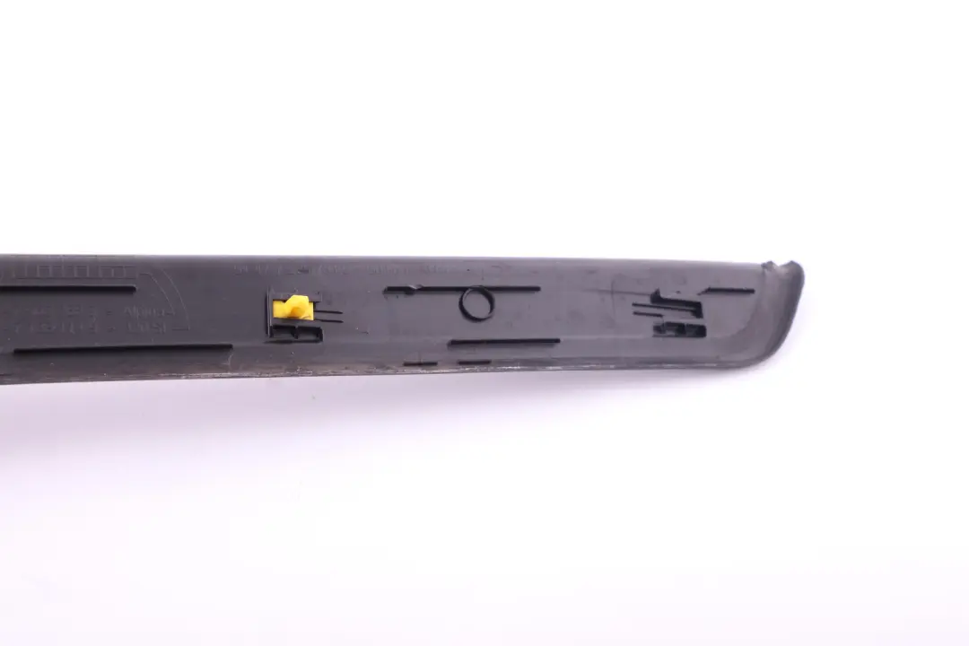 Osłona listwa progu progowa prawa do BMW E90 E91 o numerze 7906900 BMW E90 E91 Osłona listwa progu progowa prawa - SKU 7906900 - Numer Części 7906900