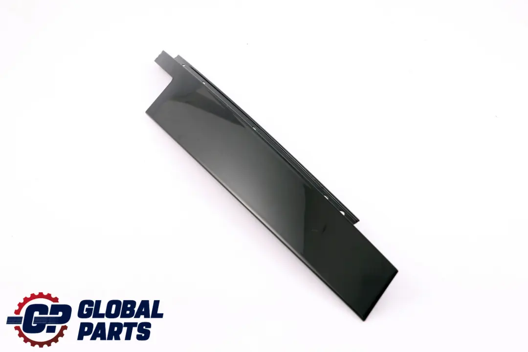 Acabado Marco Ventana Pilar B Puerta Delantera Izquierda para BMW E90 E91 LCI con número de pieza 7906907 BMW E90 E91 LCI Acabado Marco Ventana Pilar B Puerta Delantera Izquierda - SKU 7906907 - Número de pieza 7906907