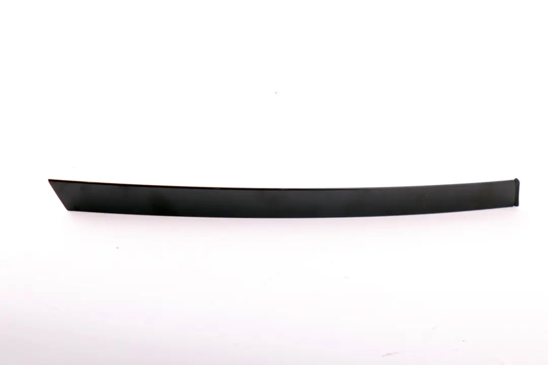 Couverture Borne-C Porte Arriere Droit Noir Brlant 5135 pour BMW 3 Serie E91 à propos du numéro de pièce 7906912 BMW 3 Serie E91 Couverture Borne-C Porte Arriere Droit Noir Brlant 5135 - SKU 7906912 - Numéro de pièce 7906912