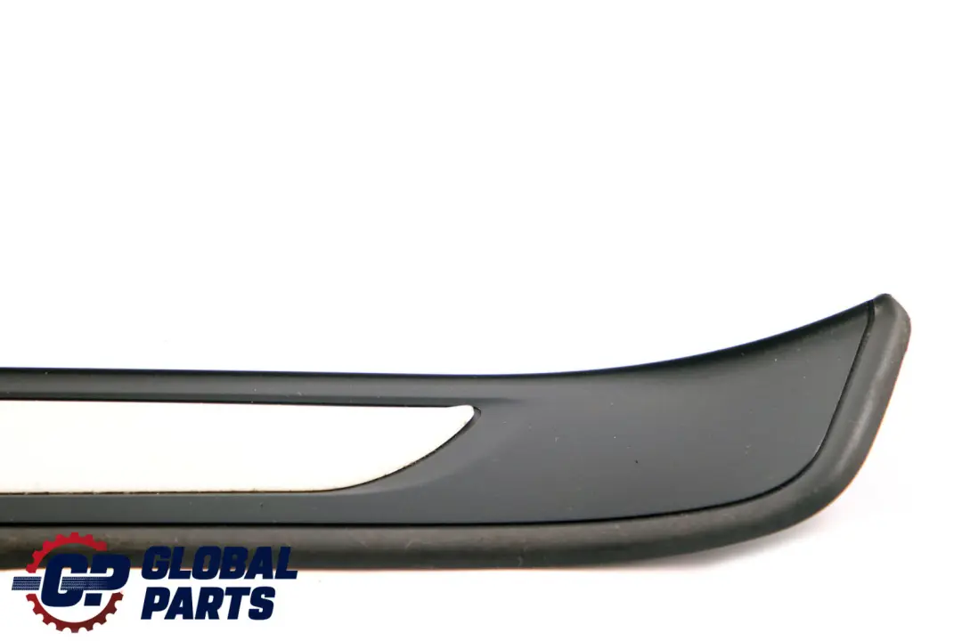 Blende Einstieg Vorne Links für BMW E90 E91 M mit Teilenummer 7907151 BMW E90 E91 M Blende Einstieg Vorne Links - SKU 7907151 - Teilenummer 7907151