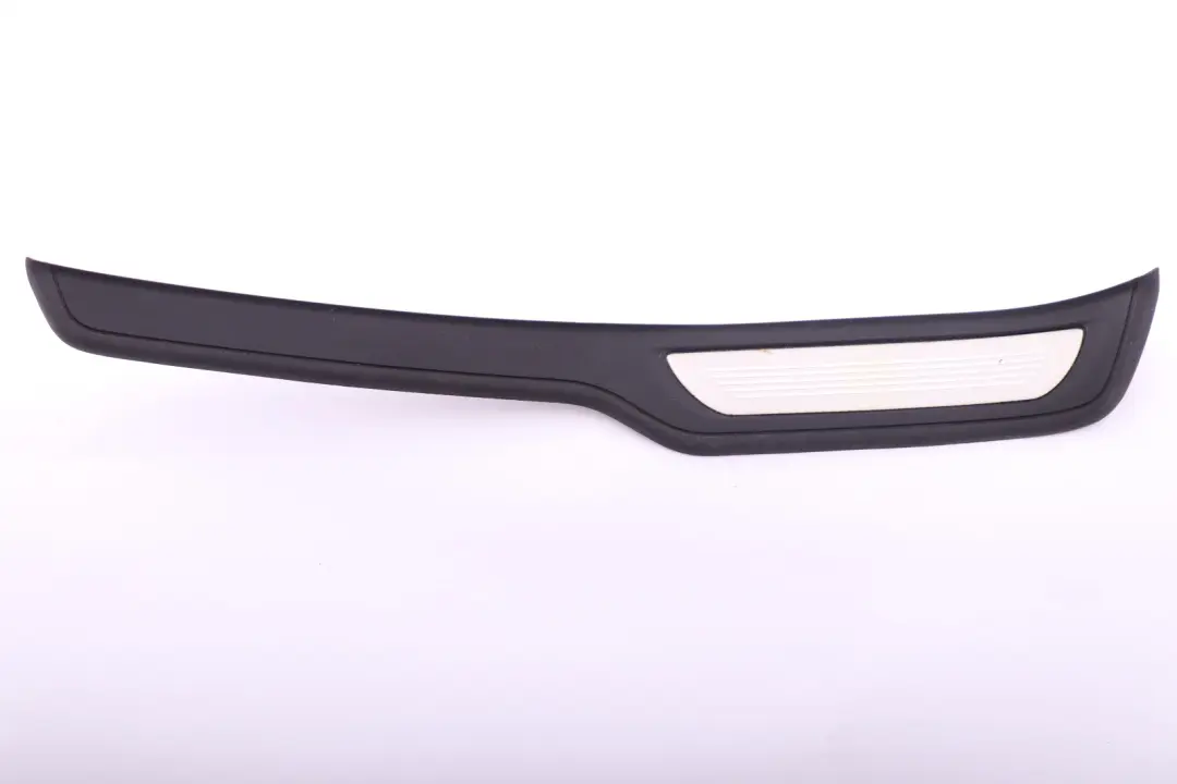BMW Série 3 3 E90 E91 M Pièce d'habillage de l'entrée arrière droite - SKU 7907160-3 - Numéro de pièce 7907160